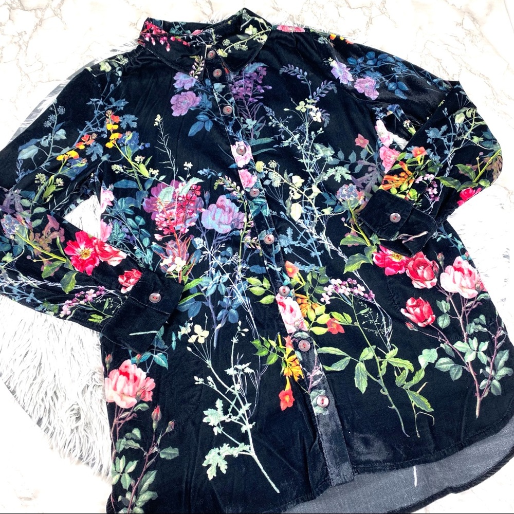 NWOT Soft Surroundings Jardim Midnight Blue Floral Velvet Button Down Shirt